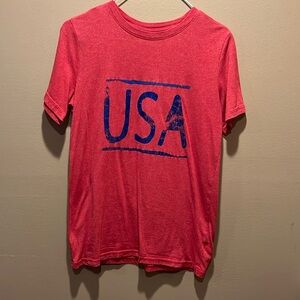 Very comfy shirt hardly worn